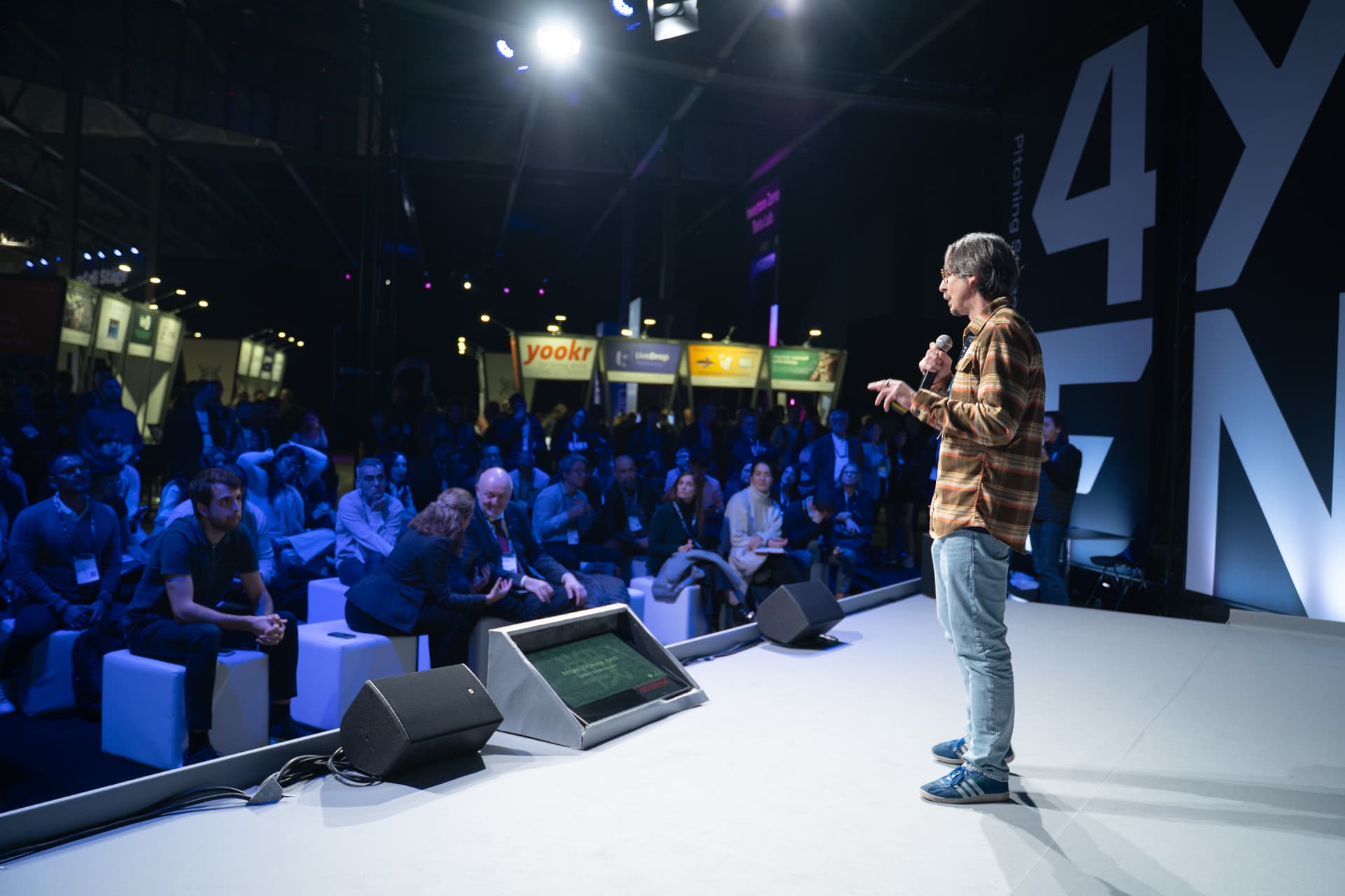 Sesiones de networking en MWC 2025